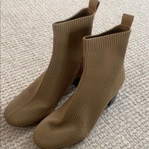 Everlane Glove Boot in beige 6